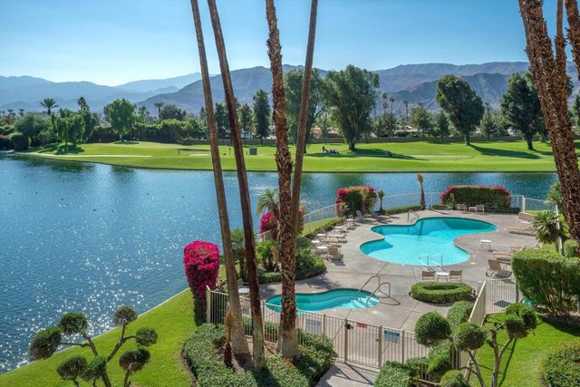 910 Island Drive 207, Rancho Mirage, CA 92270