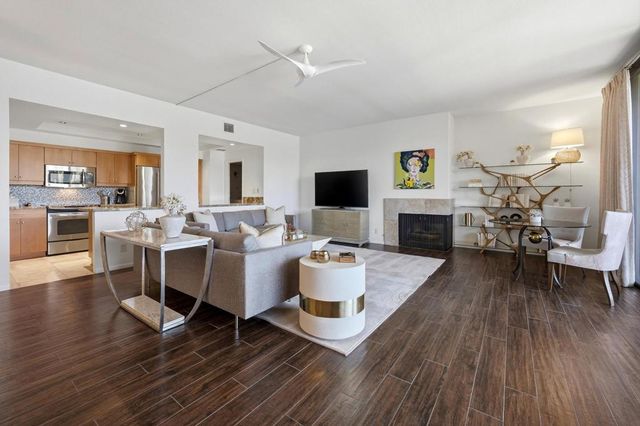 910 Island Drive 207, Rancho Mirage, CA 92270