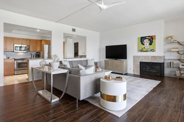 910 Island Drive 207, Rancho Mirage, CA 92270