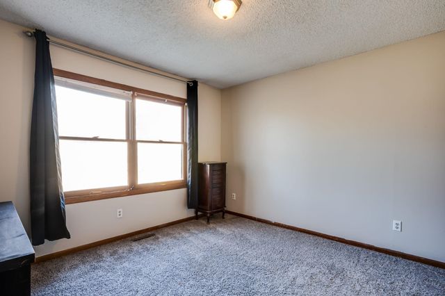 419 N Anna St, Wichita, KS 67212