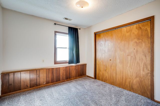 419 N Anna St, Wichita, KS 67212