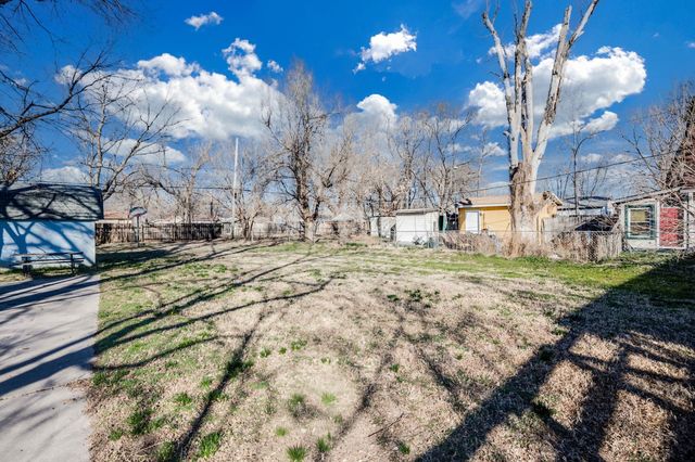 419 N Anna St, Wichita, KS 67212