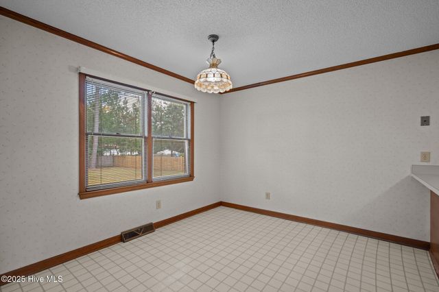 206 Shamrock Drive, Wilmington, NC 28409