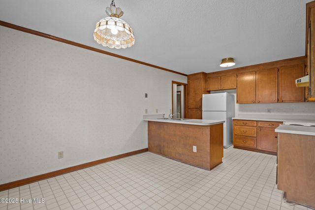 206 Shamrock Drive, Wilmington, NC 28409