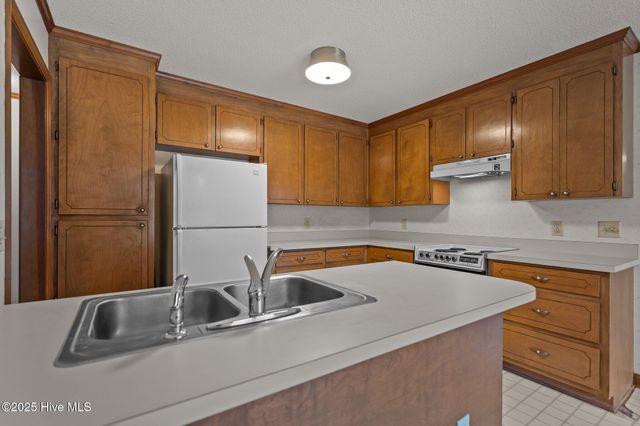 206 Shamrock Drive, Wilmington, NC 28409