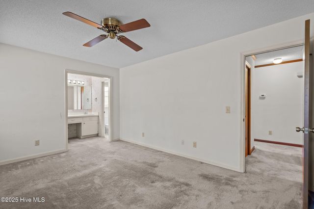 206 Shamrock Drive, Wilmington, NC 28409
