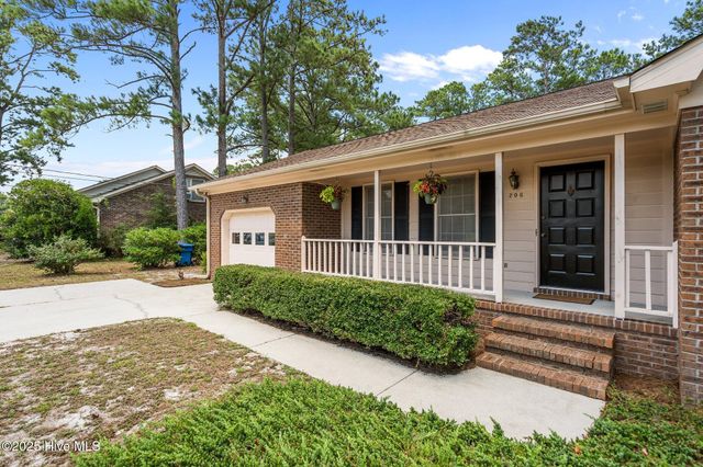 206 Shamrock Drive, Wilmington, NC 28409