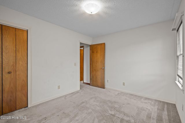 206 Shamrock Drive, Wilmington, NC 28409
