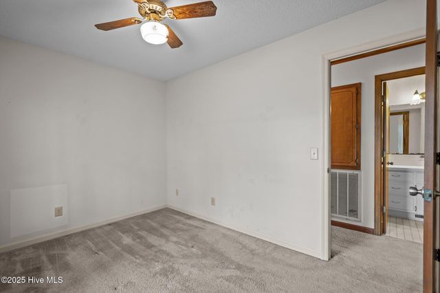 206 Shamrock Drive, Wilmington, NC 28409