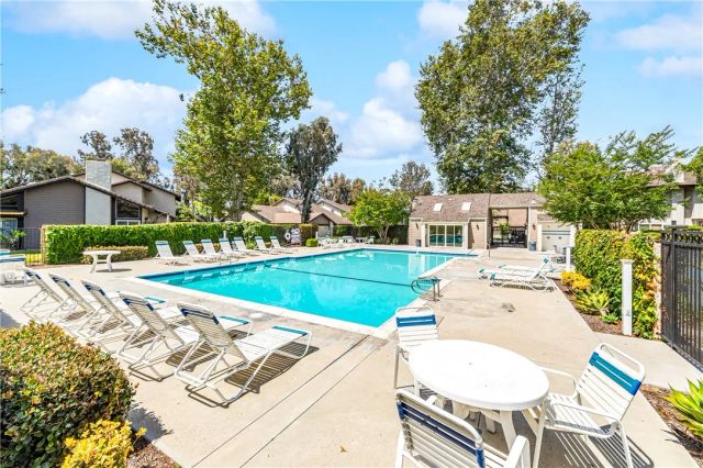 11870 Mansa Court, Fountain Valley, CA 92708