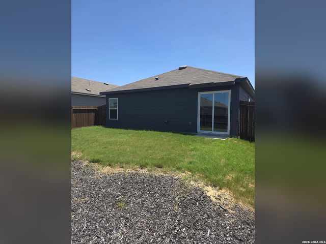 1124 Whitneyway Ln, New Braunfels, TX 78130