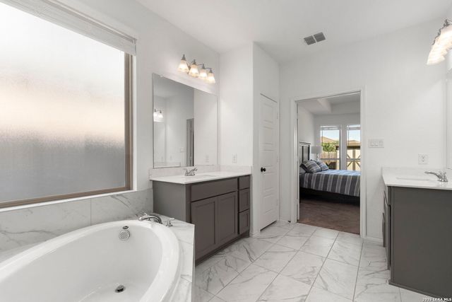 9516 CACTUS CYN, San Antonio, TX 78254