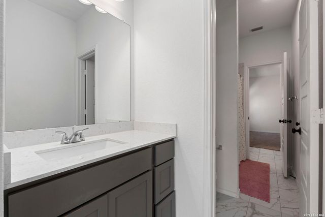 9516 CACTUS CYN, San Antonio, TX 78254