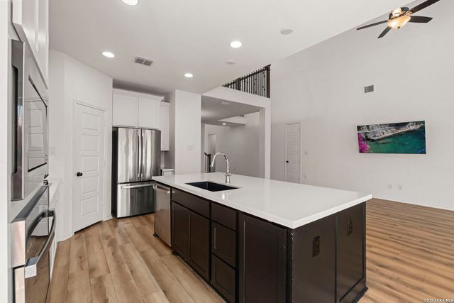 9516 CACTUS CYN, San Antonio, TX 78254