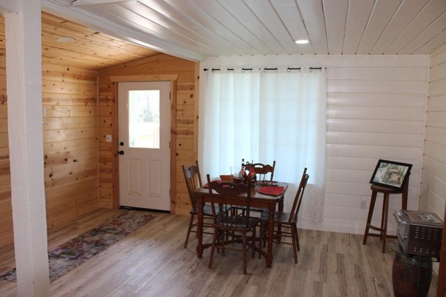 9133 La Porte, Brownsville, CA 95919