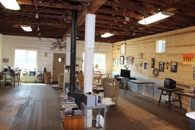 9133 La Porte, Brownsville, CA 95919