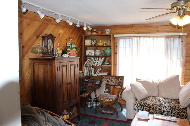 9133 La Porte, Brownsville, CA 95919