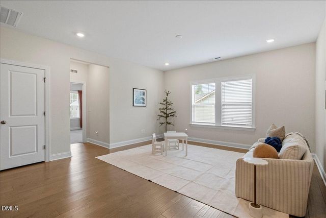 1829 Knights Crest Way, Wake Forest, NC 27587