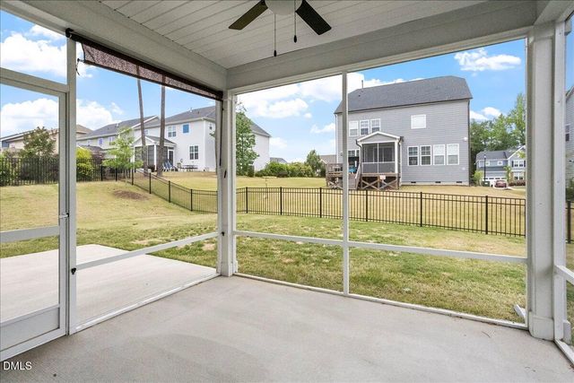 1829 Knights Crest Way, Wake Forest, NC 27587