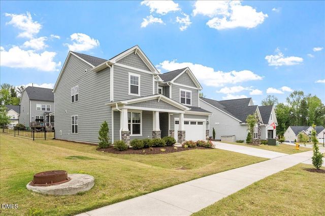 1829 Knights Crest Way, Wake Forest, NC 27587