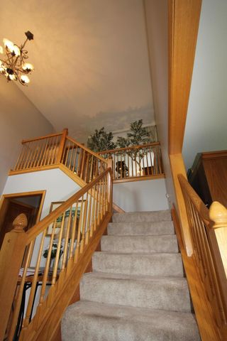 525 Gleneagles Drive, Newark, OH 43055