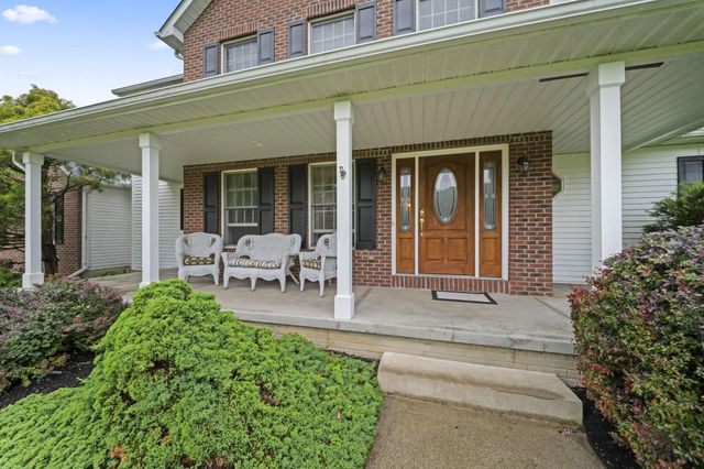 525 Gleneagles Drive, Newark, OH 43055