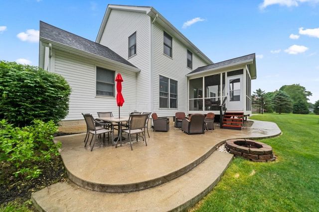 525 Gleneagles Drive, Newark, OH 43055