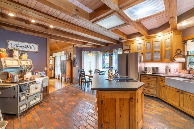 2500 Chimney Springs Rd, Cookeville, TN 38506