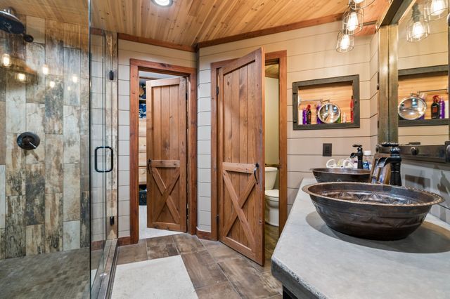 2500 Chimney Springs Rd, Cookeville, TN 38506