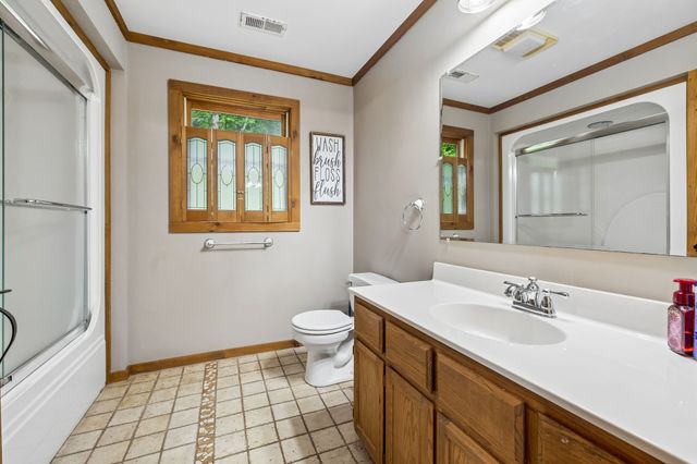2500 Chimney Springs Rd, Cookeville, TN 38506