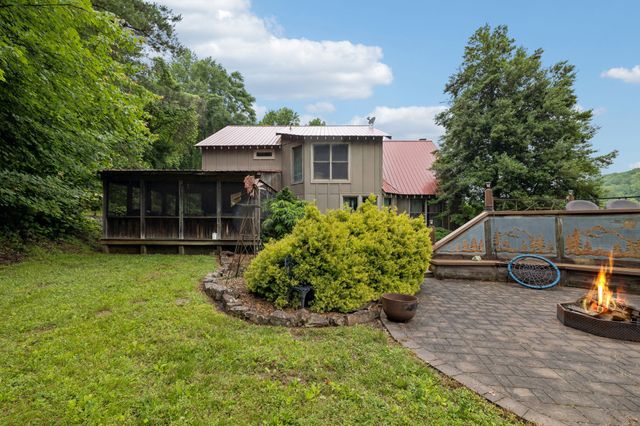 2500 Chimney Springs Rd, Cookeville, TN 38506