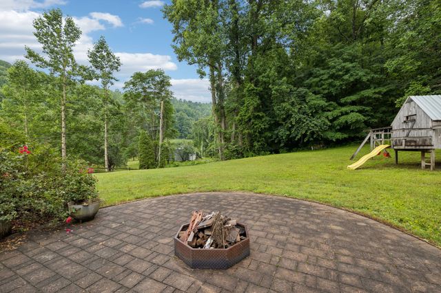 2500 Chimney Springs Rd, Cookeville, TN 38506