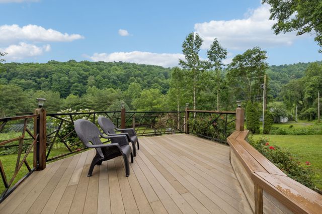 2500 Chimney Springs Rd, Cookeville, TN 38506