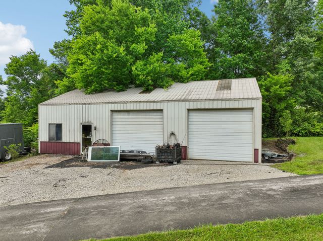 2500 Chimney Springs Rd, Cookeville, TN 38506
