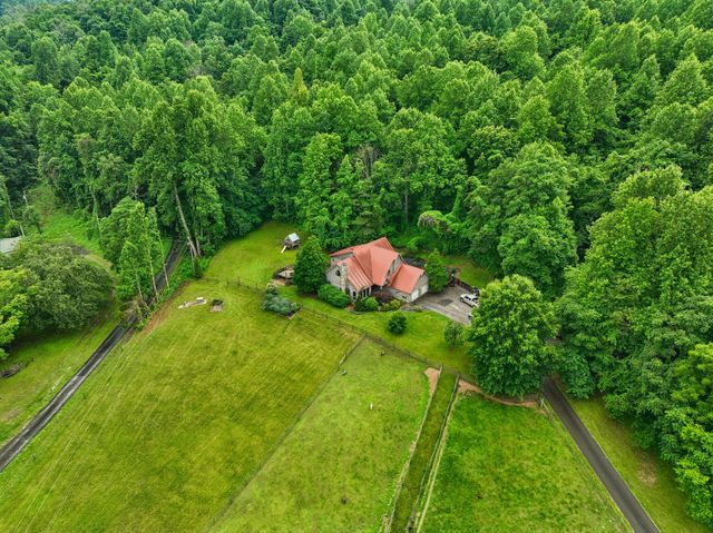 2500 Chimney Springs Rd, Cookeville, TN 38506