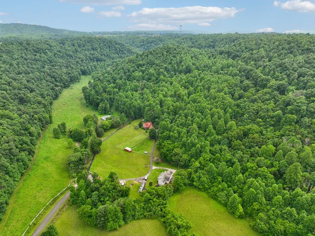 2500 Chimney Springs Rd, Cookeville, TN 38506