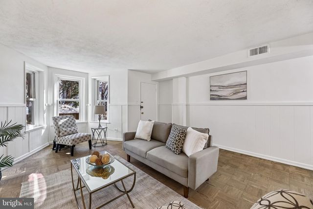 812 NORTH CAROLINA AVE SE, Washington, DC 20003