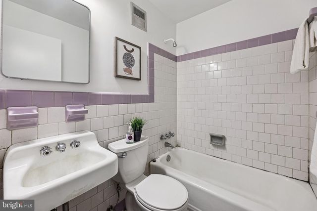 812 NORTH CAROLINA AVE SE, Washington, DC 20003