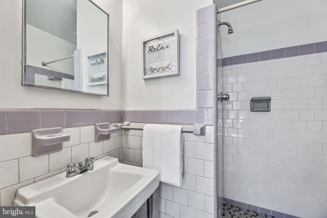 812 NORTH CAROLINA AVE SE, Washington, DC 20003