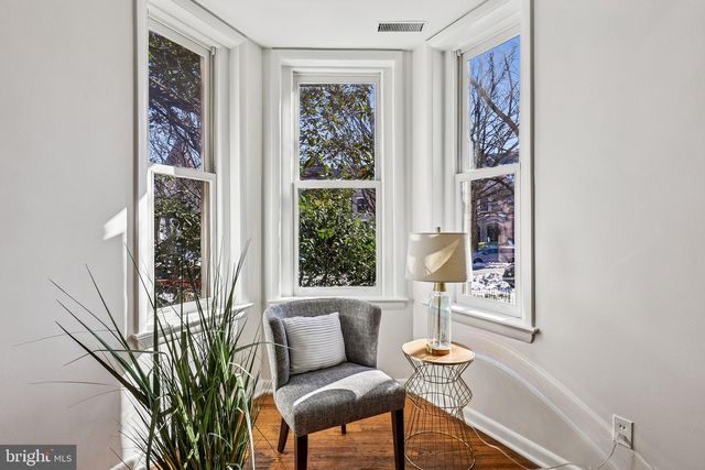 812 NORTH CAROLINA AVE SE, Washington, DC 20003