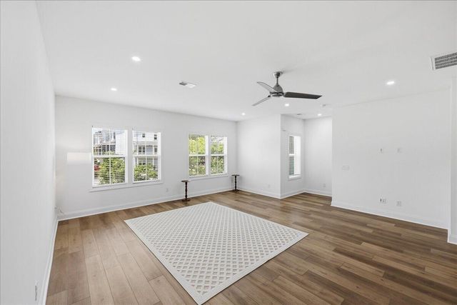639 N Laurel Street, Summerville, SC 29483