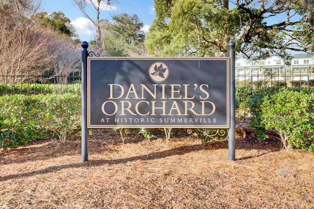 639 N Laurel Street, Summerville, SC 29483