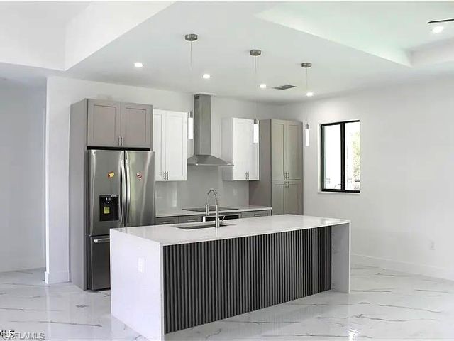 3306 E 2nd ST, Lehigh Acres, FL 33936