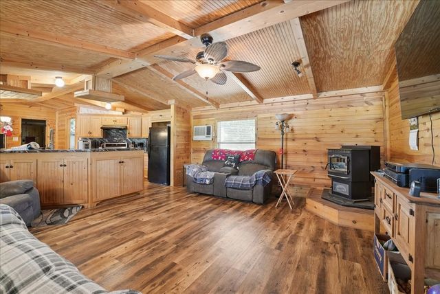 691 S State Highway 78, Bonham, TX 75418