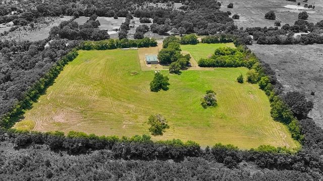 691 S State Highway 78, Bonham, TX 75418