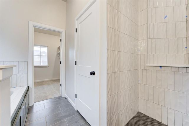 4609 Hambletonian Lane, Mustang, OK 73064