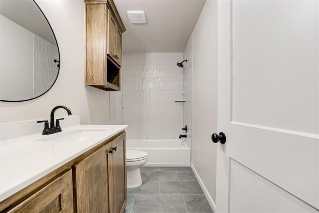 4609 Hambletonian Lane, Mustang, OK 73064