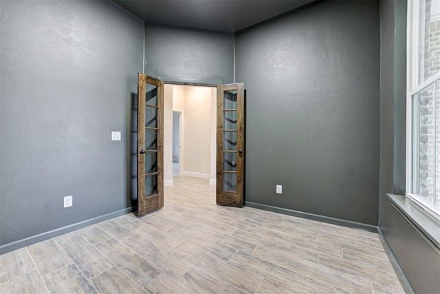 4609 Hambletonian Lane, Mustang, OK 73064