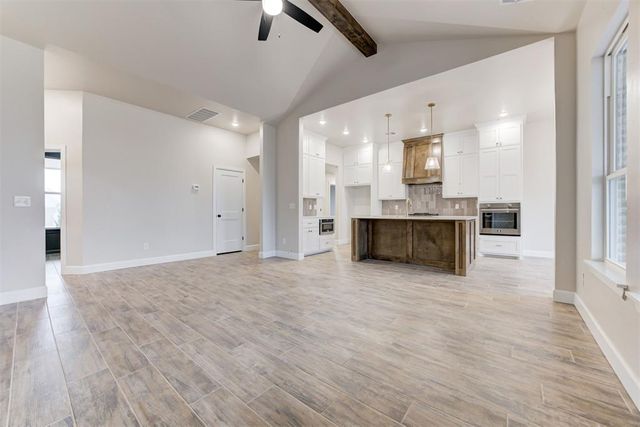 4609 Hambletonian Lane, Mustang, OK 73064