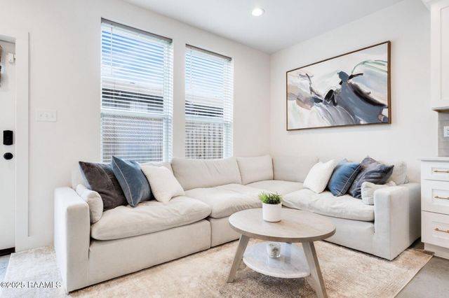 511 Highland Park Lane, Lafayette, LA 70508